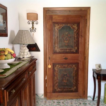 Casa Valentino Apartment Capri Bilik gambar